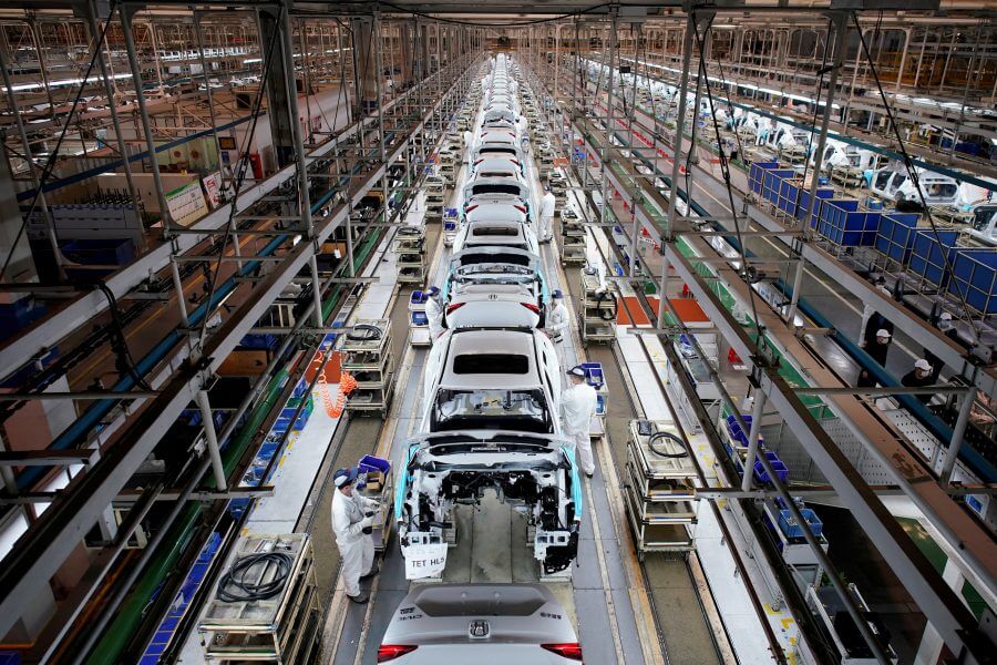 Honda, elektrikli ve hibrit araçlarla çevreye duyarlı çözümler sunarak, otomotiv sektöründe sürdürülebilirliğe öncülük ediyor.